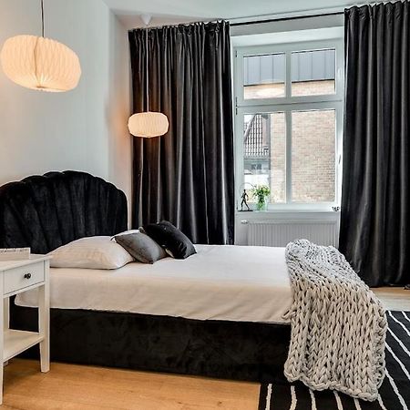 Jan III Sobieski - Luksusowy Apartament L Z Darmowym Prywatnym Parkingiem Hlivice Exteriér fotografie