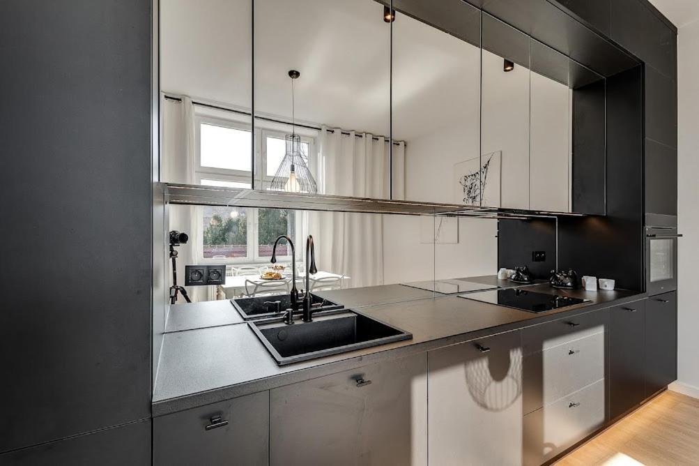 Jan III Sobieski - Luksusowy Apartament L Z Darmowym Prywatnym Parkingiem Hlivice Exteriér fotografie
