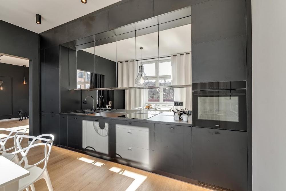 Jan III Sobieski - Luksusowy Apartament L Z Darmowym Prywatnym Parkingiem Hlivice Exteriér fotografie
